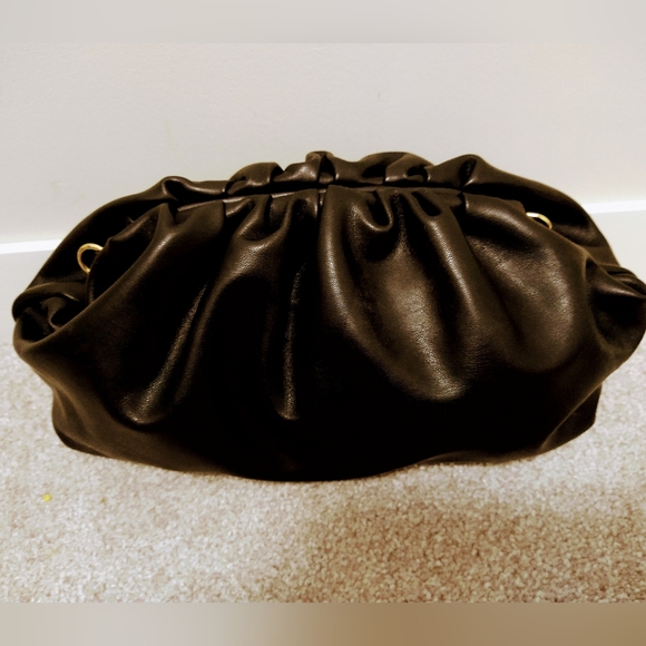 Green Old Hollywood Elegant Quilted Shoulderbag or Lrg Blk Pouch w Gold Chain - Picture 10 of 10